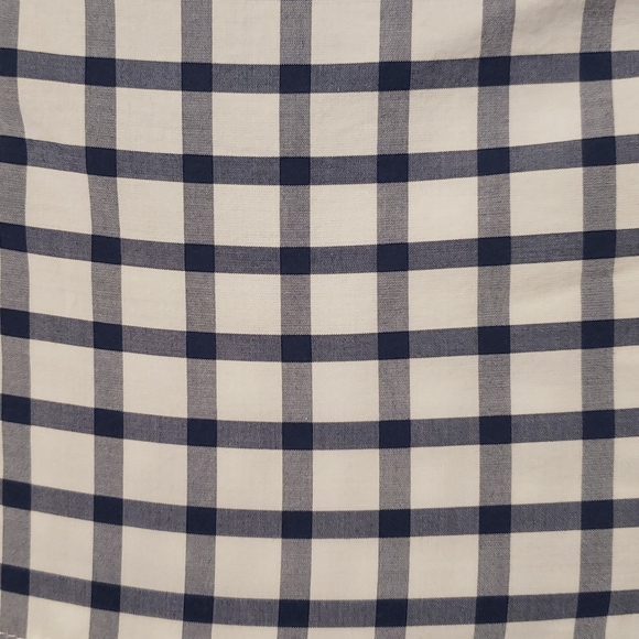 Button down - Picture 4 of 4